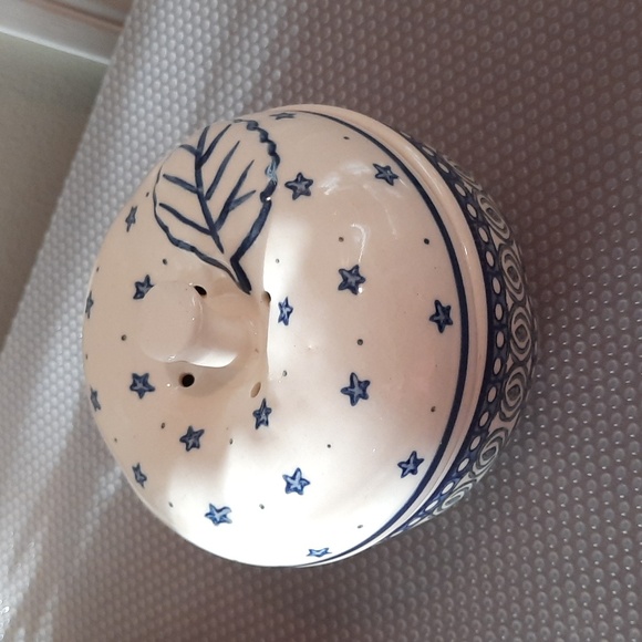 Polish Pottery Apple Covered Dish - Picture 8 of 8